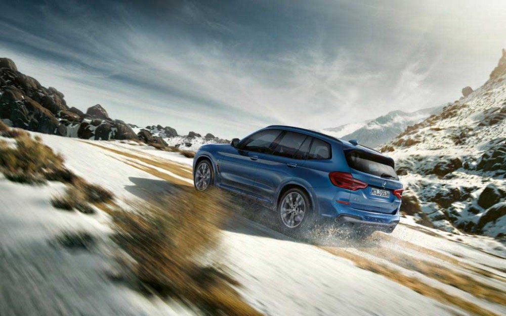 BMW X3 поедет на летних шинах Advan серии Sport V105
